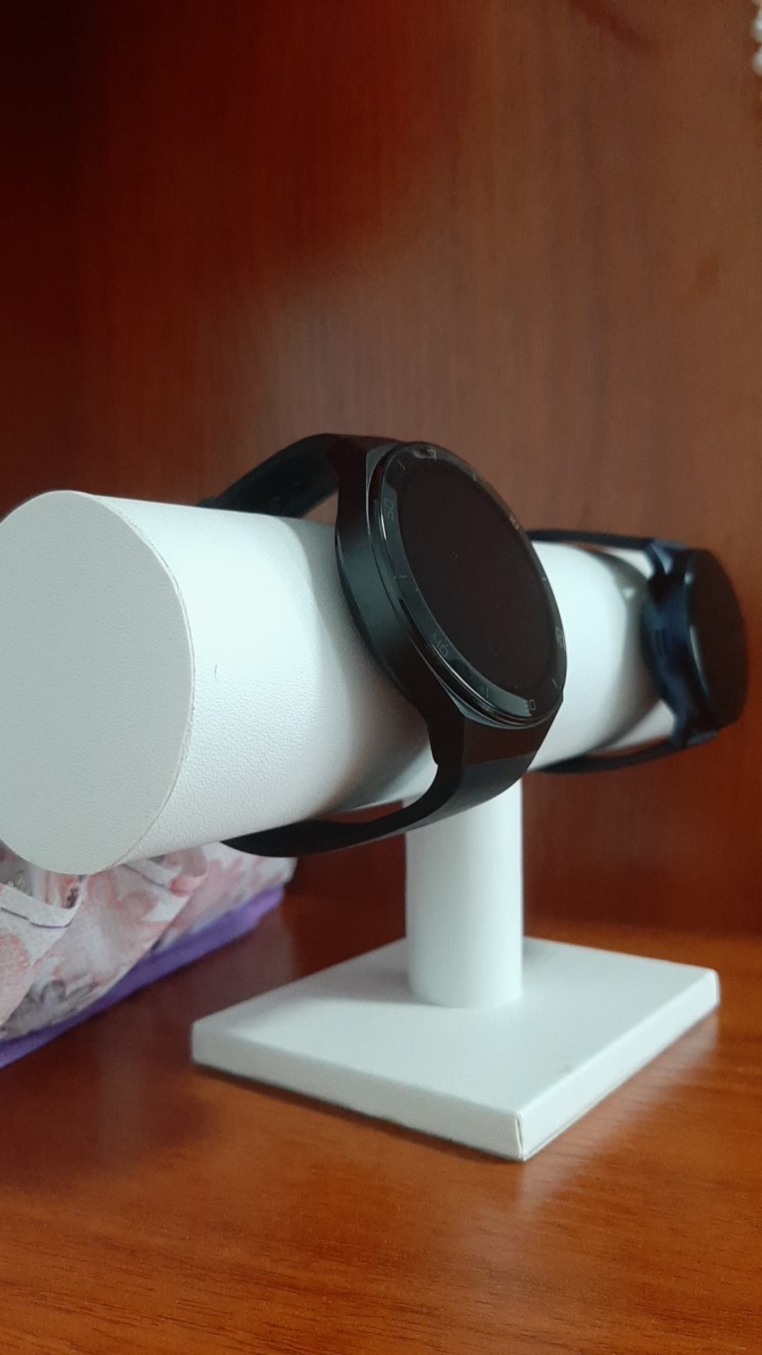 Grosir Display Rak Pajangan Perhiasan Emas Gelang Manekin Gelang