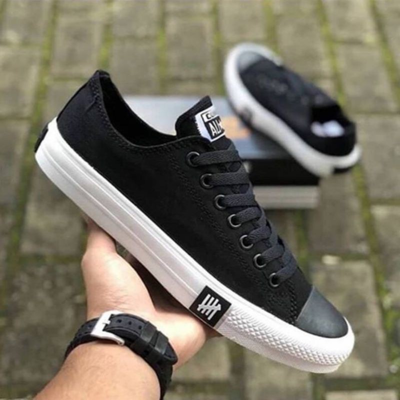 [BISA COD] CONVERSE X UNDEFEATED LOW BLACKWHITE