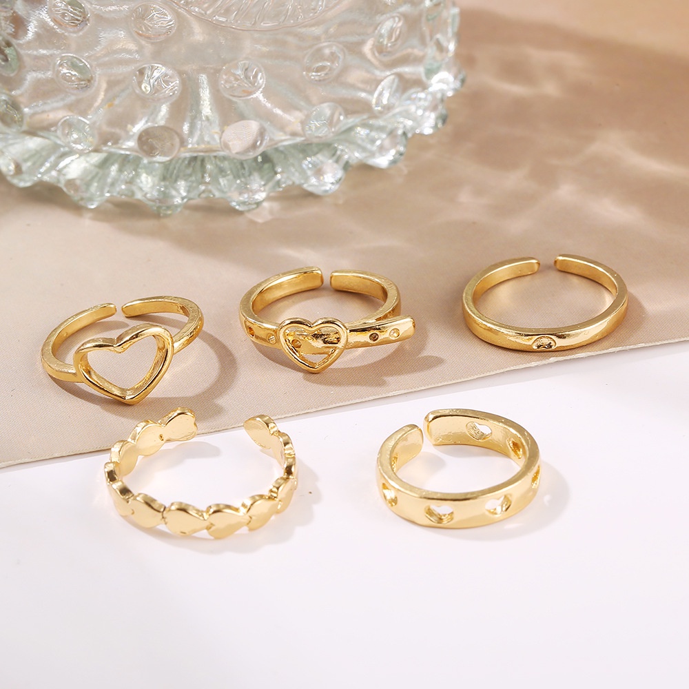 5pcs / Set Cincin Model Terbuka Desain Hati Hollow Gaya Simple / Retro Untuk Wanita