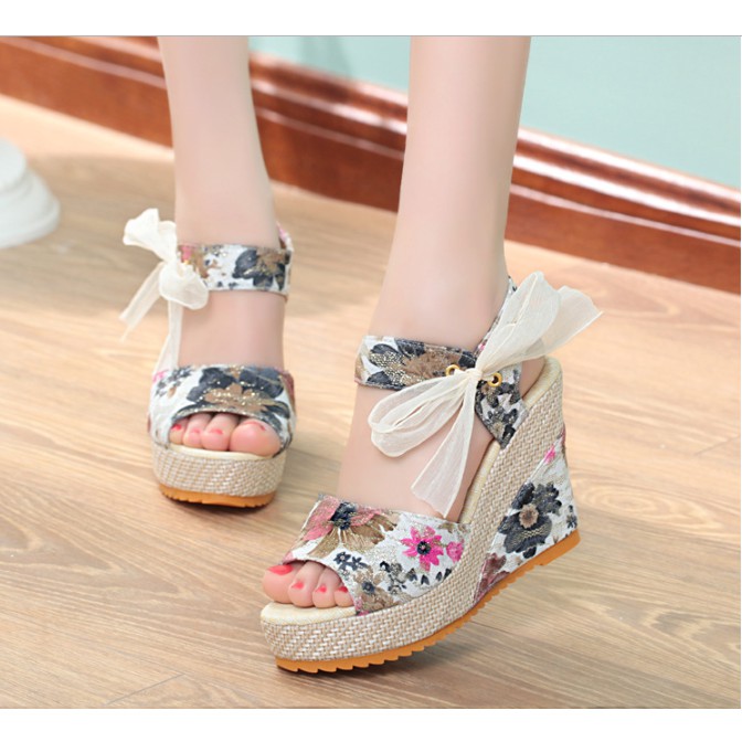 SEPATU WEDGES ROSE 10cm IMPORT