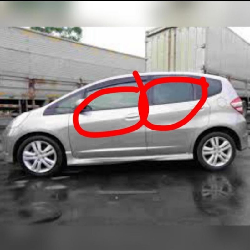 pelipit kaca luar karet water strip kaca honda jazz original