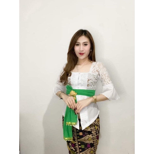 KEBAYA BALI BROKAT MIX SABRINA LENGAN TEROMPET KEBAYA JADI BROKAT
