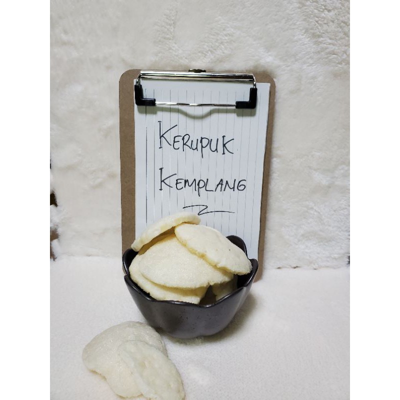 

Krupuk Kemplang 100Gr