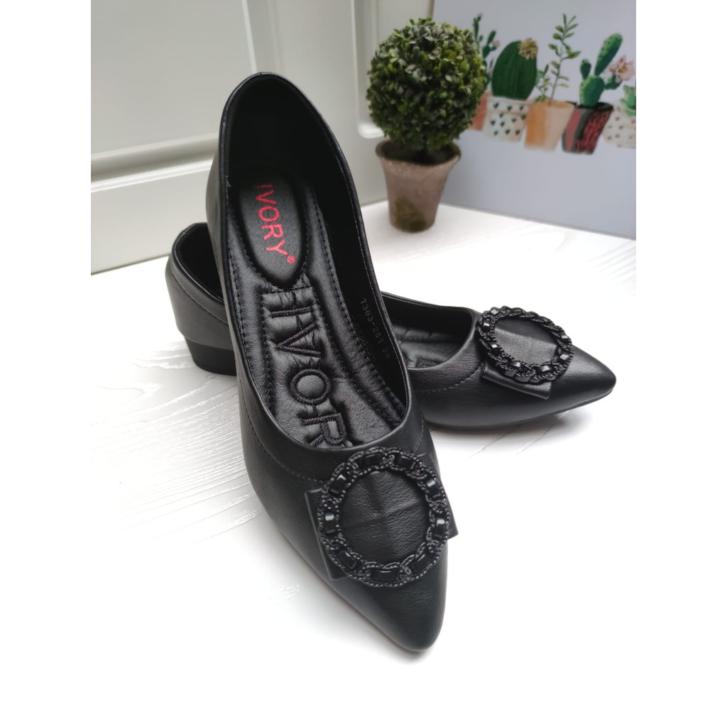 IVORY Sepatu Flat Wanita Import Kerja T383-281 Hitam