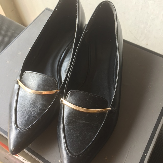 Flat Shoes Urban & Co