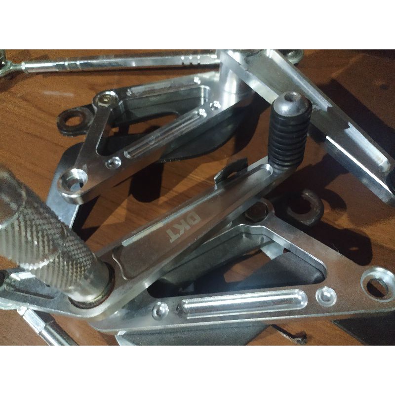 UNDERBONE DKT PNP F1ZR