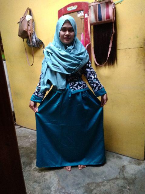 Sarimbit Gamis Couple Longdress Pesta Couple 064 Maura Couple - Sania Ruffle Batik Couple Ori Ndoro