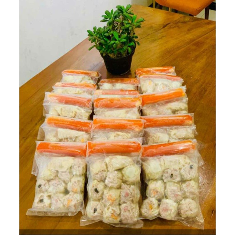 

Dimsum ayam isi 10pcs