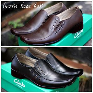 Sepatu Pantofel Clarks Pria