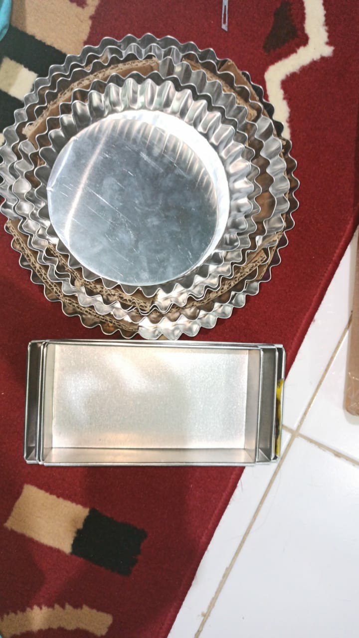 1 Set Isi 3 Pcs Loyang Brownies Plus Kuas Dan Parutan Keju