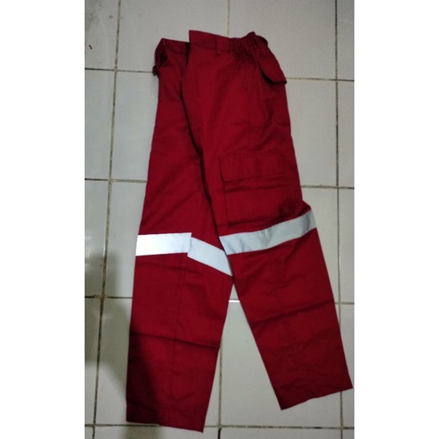 CELANA SAFETY MERAH SCOTLIGT 5CM SAKU SAMPING BAHAN DRILL ADEM HALUS TEBAL