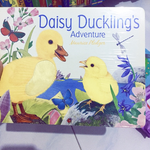 Ping ping pandas and Daisy Duckling book