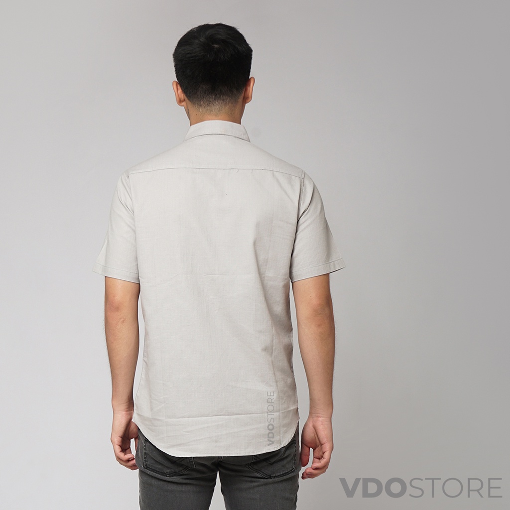 KEMEJA PRIA ABU BASIC LENGAN PENDEK BAJU POLOS DEWASA PREMIUM KEMEJA KERJA TEBAL M L XL HITAM PUTIH NAVY ARMY CREAM KEMEJA KANTOR FORMAL SANTAI CASUAL SEMI KASUAL VIRAL MURAH KATUN KUALITAS