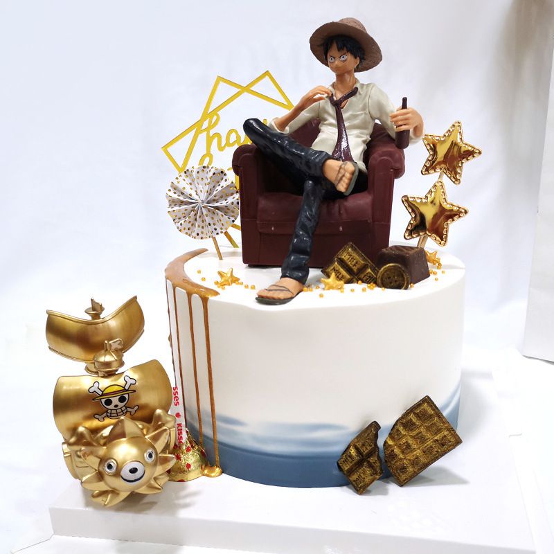 One Piece Monkey.D Luffy Figures Sitted Cake Miniatures Desktop Ornaments Gift Garden Decor Cake Ornament