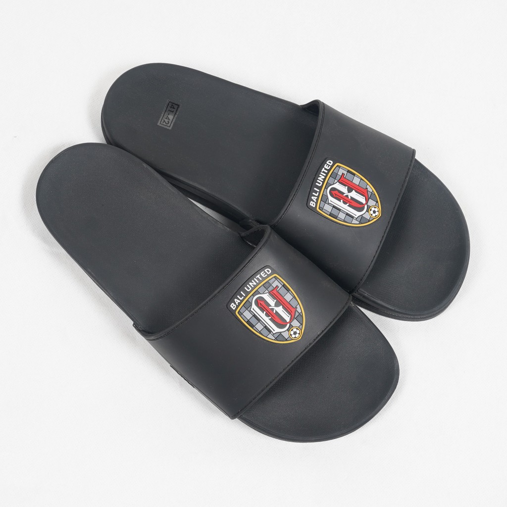Jual Bali United Sendal Walk With Pride Zuma x BU Black Indonesia|Shopee  Indonesia