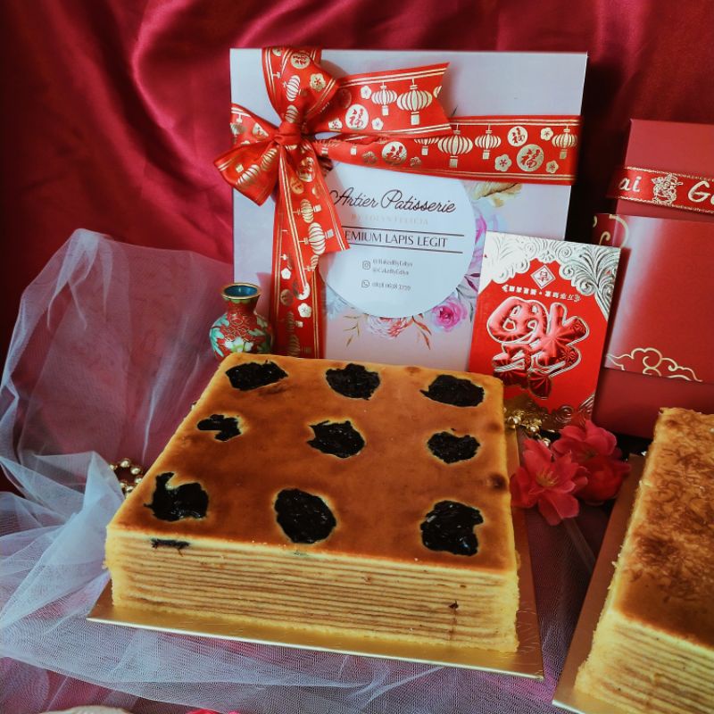 

Lapis Legit Prunes Plum Keju Cheese Premium Imlek