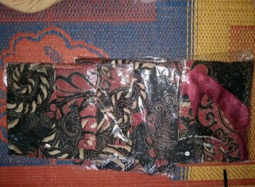 Promo Batik Couple Keluarga Sarimbit Sania Ruffle Batik Ori Ndoro Jowi Motif Puser Merah