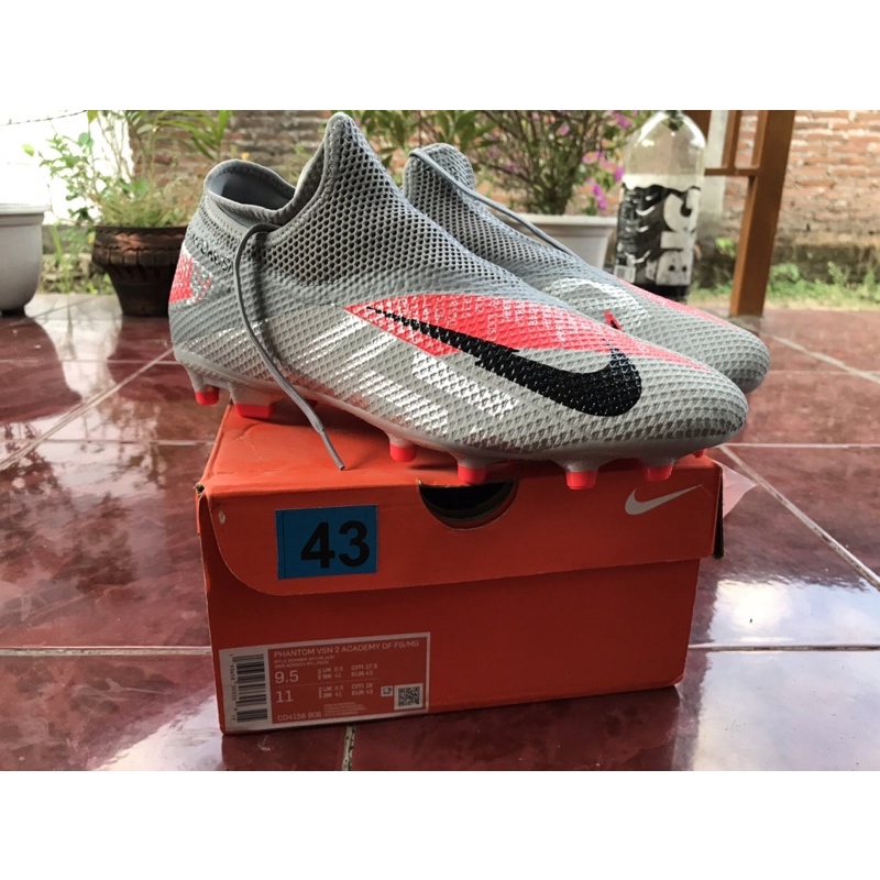 Nike Phantom VSN 2 Academy DF FG/MG