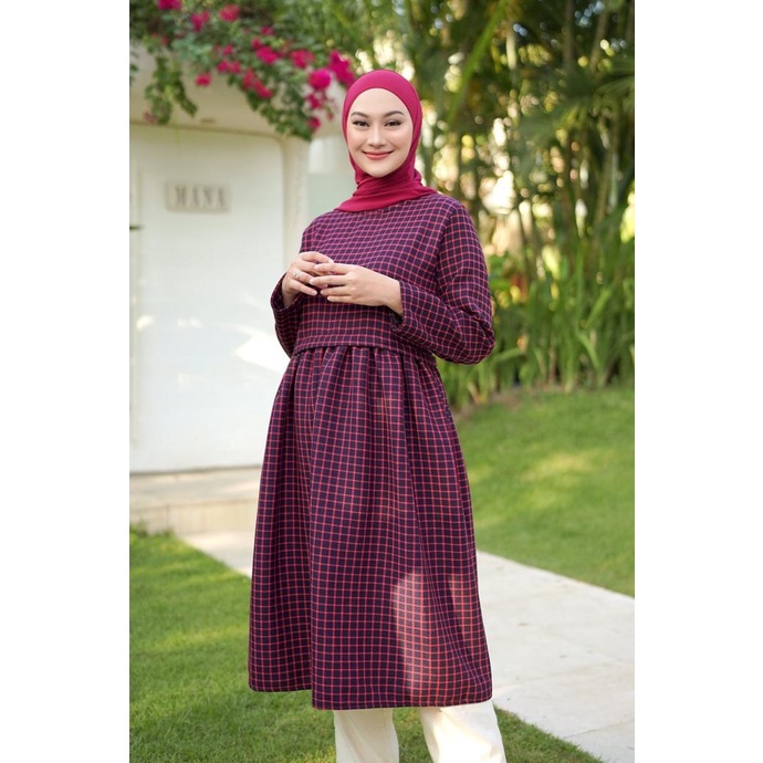 Nada Puspita Embun - Gingham Tunic - Red