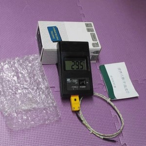 Tester suhu / pengukur suhu