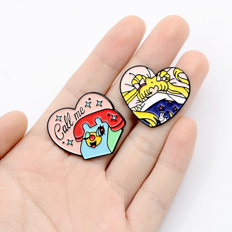 Bros Pin Enamel Desain Kartun Anime Sailor Moon 2 Gaya Untuk Hadiah