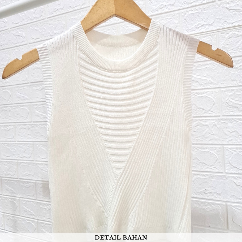 3287 bertha knit top