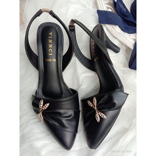 Sandal Hells Vinnci Buterfly by shabi.shoes