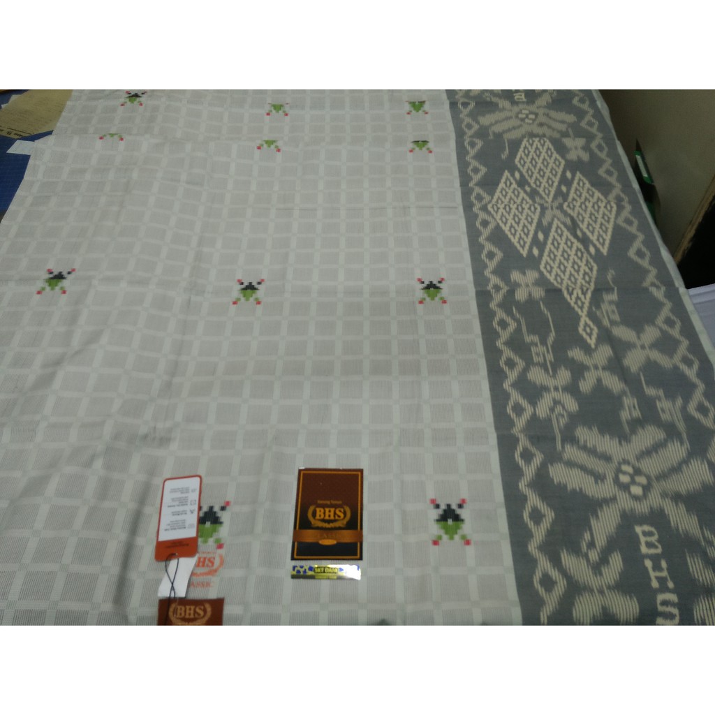 Sarung BHS Bronze Classic SKT DAM Putih