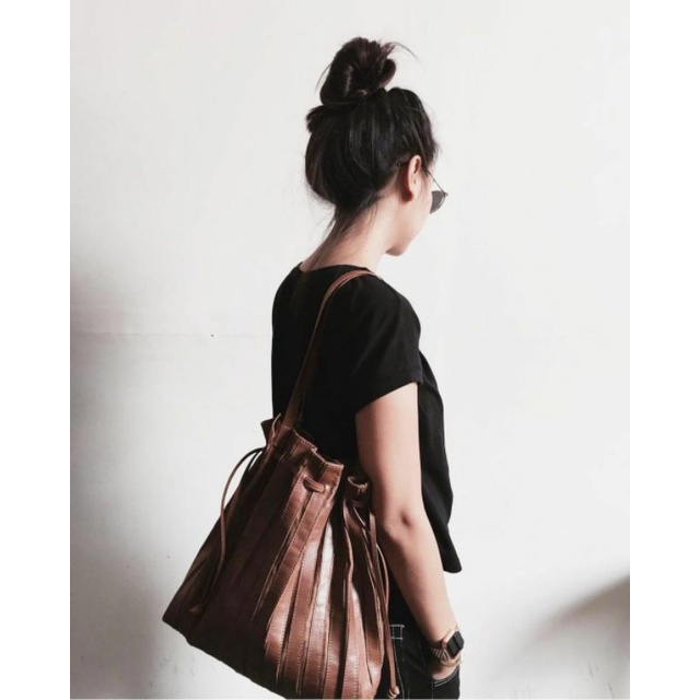 Medium Pleats by KAYNN