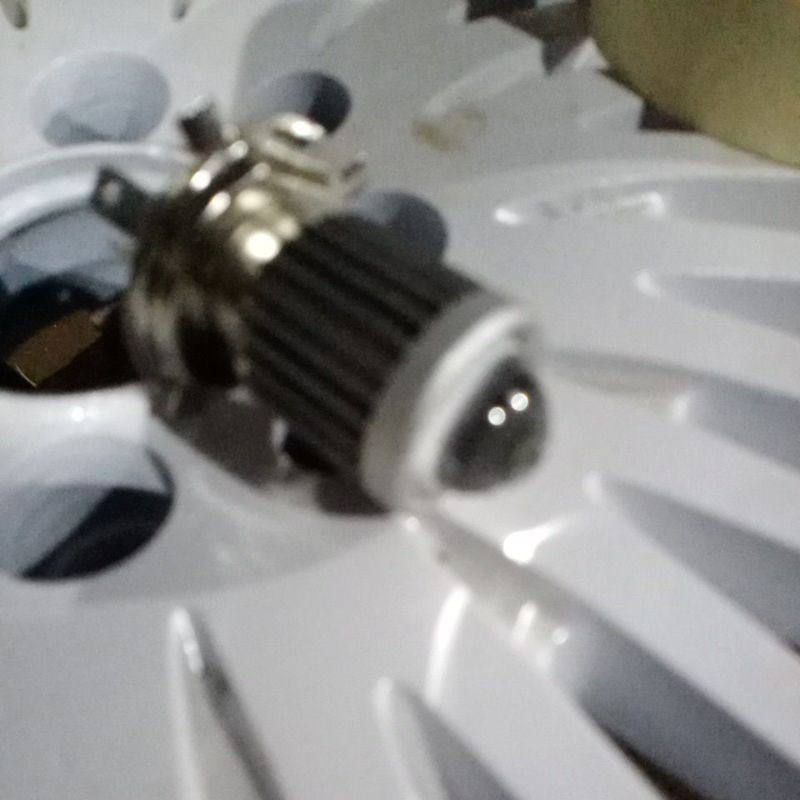 bohlam lampu utama H4 2warna udah pake lensa