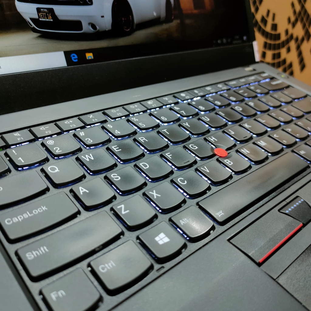 Laptop Core i7 Gen7 Touchscreen Berkualitas dan Bergaransi-2