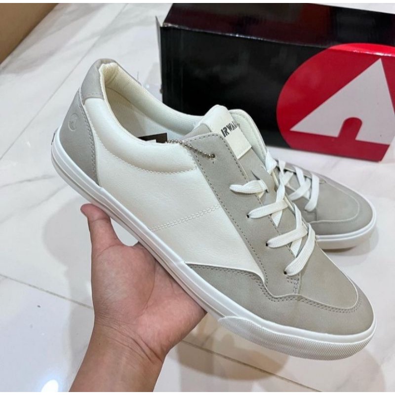 AIRWALK NILAS SEPATU PRIA