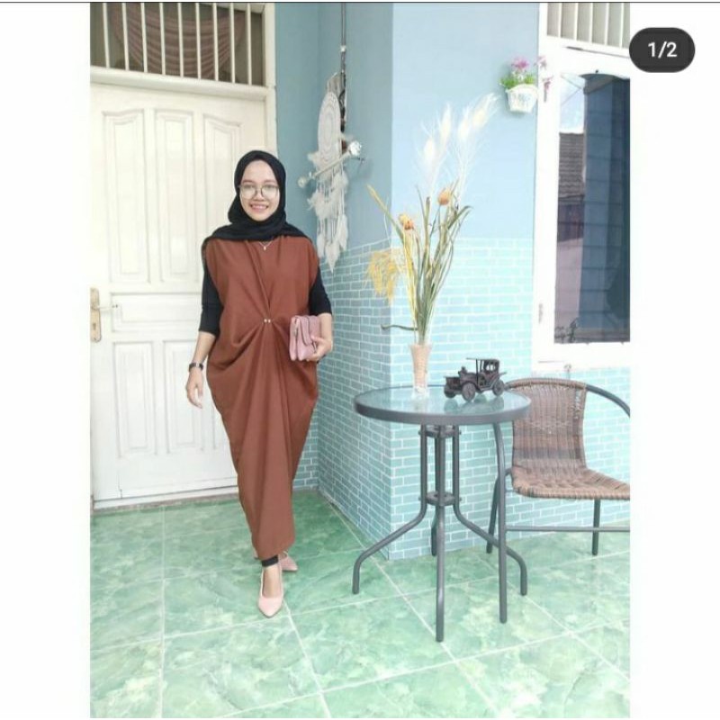 lyra dress