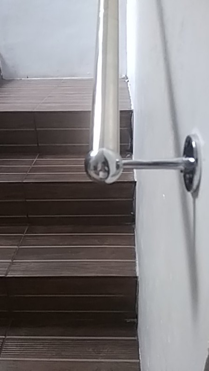 Bracket Gayung Pipa Bulat 1 Inch / Pipe Support / Gantungan Pipa