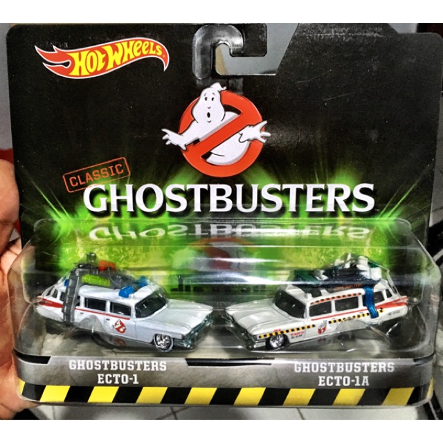 Hot Wheels Classic Ghostbusters Ecto 1 & Ecto 1A