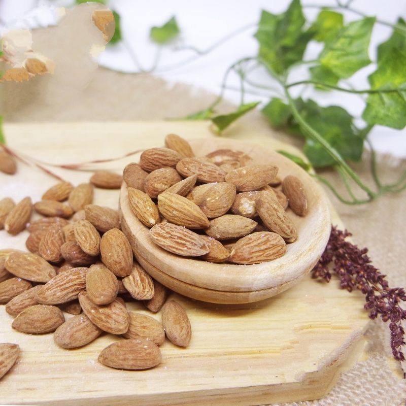 

KACANG ALMOND KUPAS / KACANG ALMOND 250GR