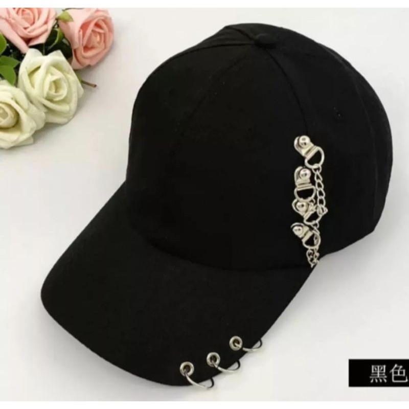 Topi Distro Pria Dan Wanita/Topi Unisex Besi Cincin Hip-Hop Kasual New Model/Topi Anting Korea Karakter Kpop /Topi Anting Korea style COD