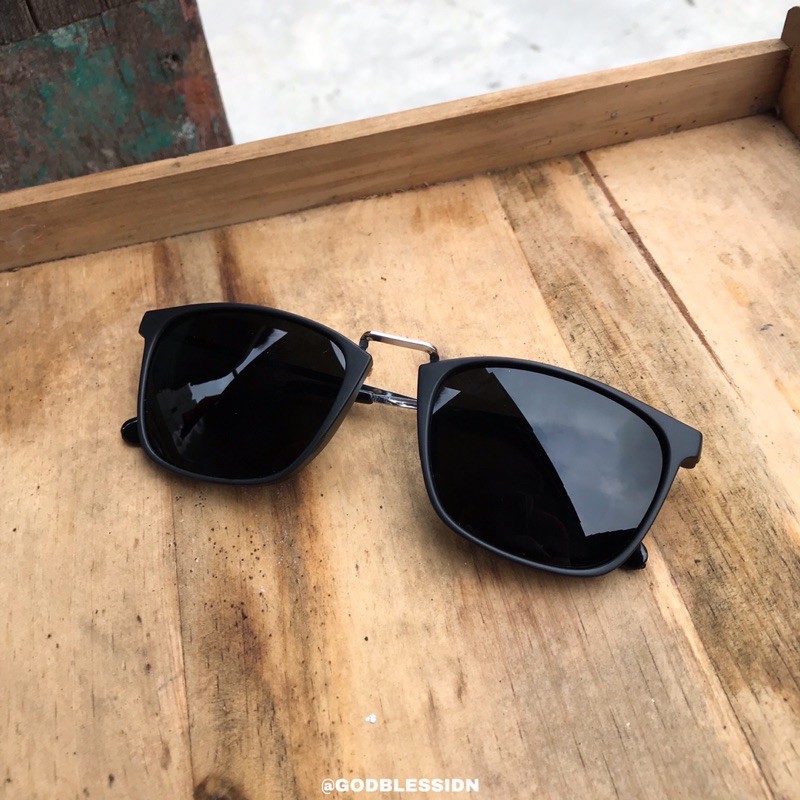 Kacamata Loki Sunglasses