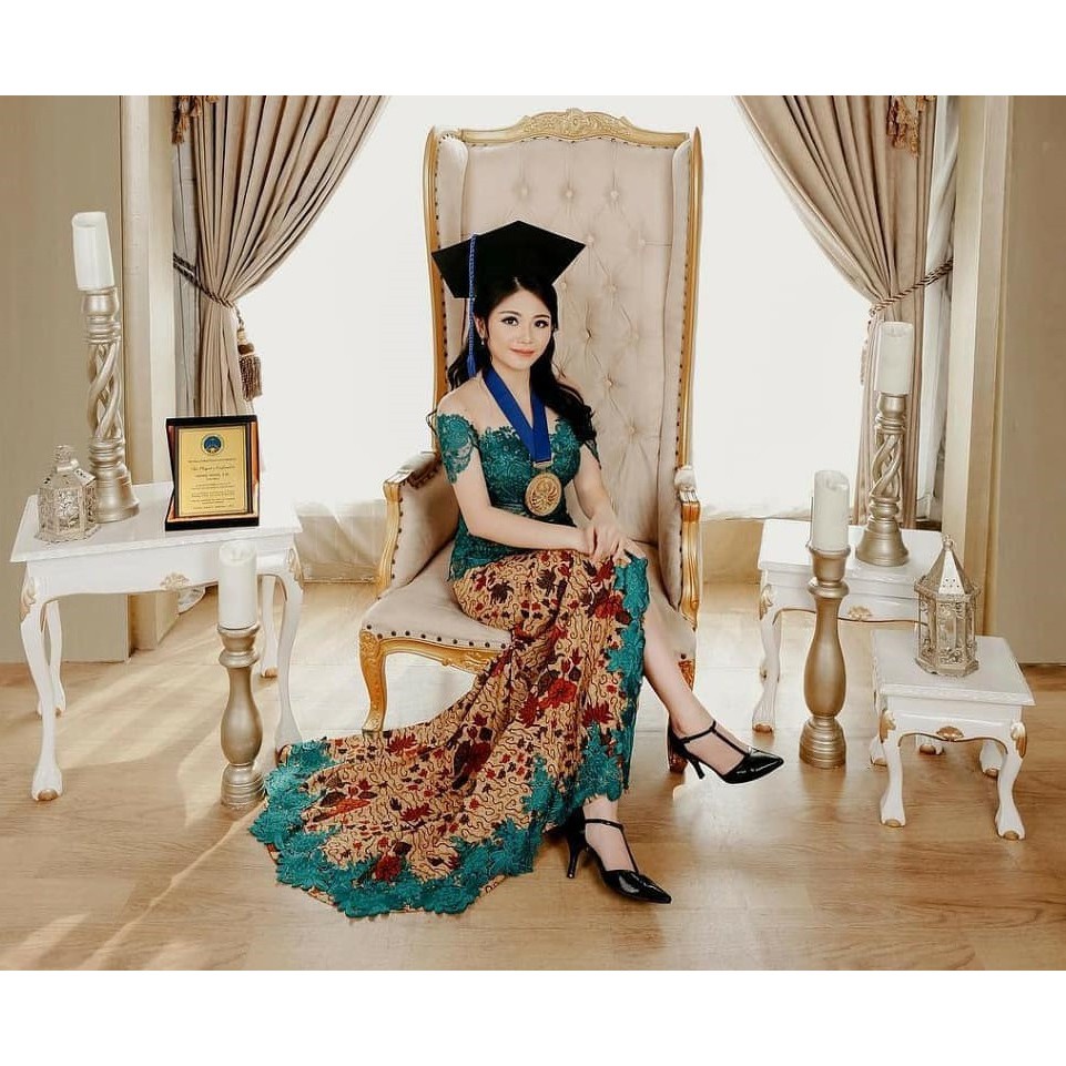 Kebaya Sabrina Set Rok Duyung Lace Cornelly set kebaya wisuda brokat modern kebaya pesta brokat
