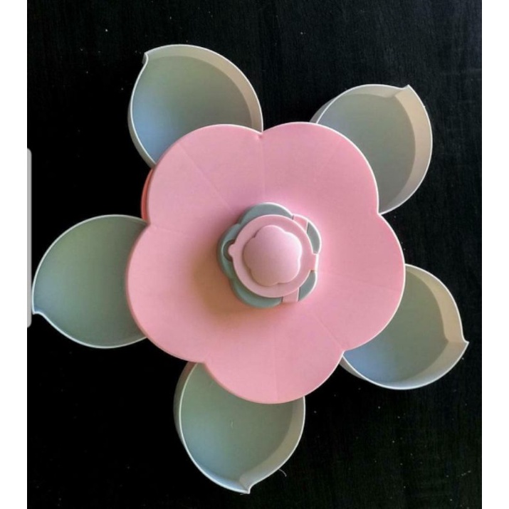 Toples KUE Bunga putar