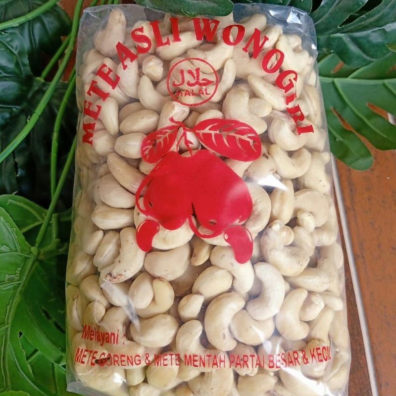 

(KERING) Kacang Mete Mentah Khas Wonogiri