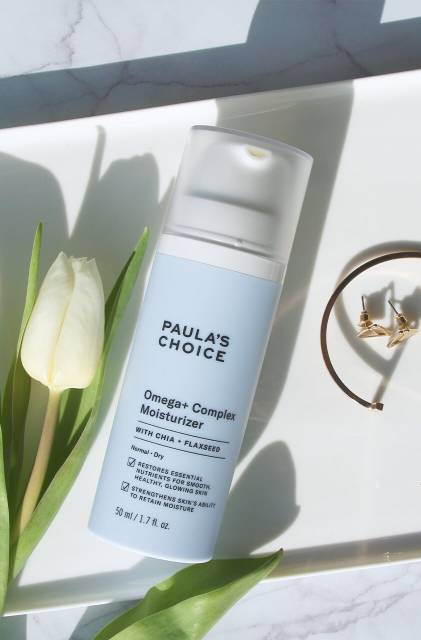 omega  complex moisturizer