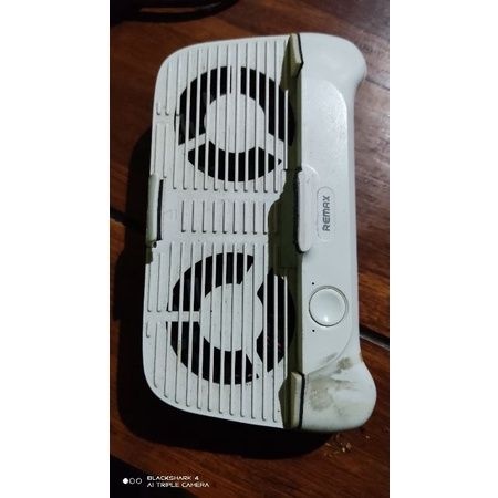 REMAX COOLING GAMEPAD