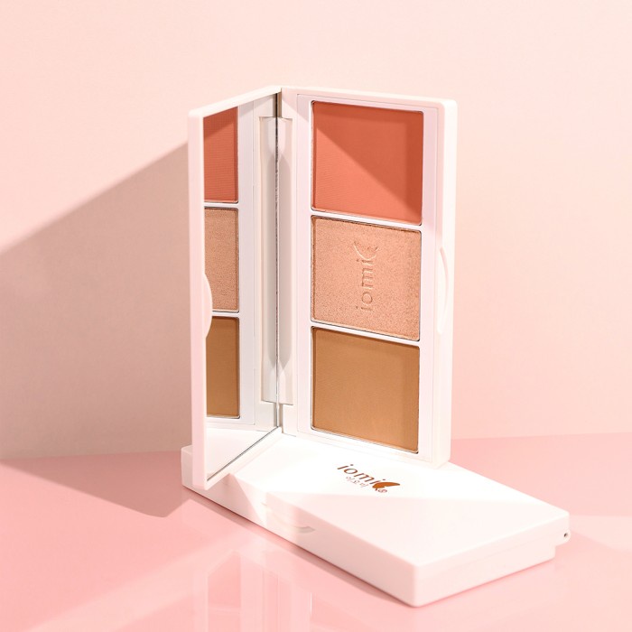 Iomi 3in1 Face Palette Bronzer Highlighter  Blush - Malibu Night