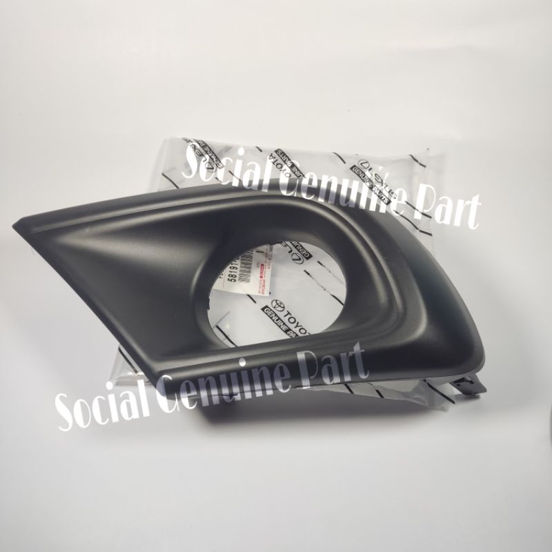Cover foglamp fog lamp grand innova 2014-2015 Tipe G non chrome Original toyota