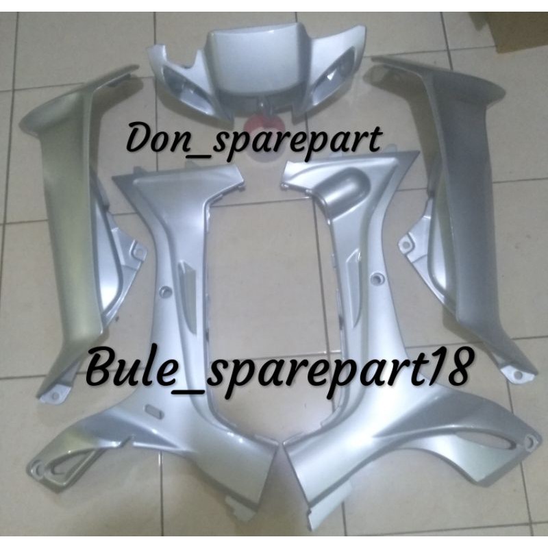 sayap dalam batok depan f1zr warna silver