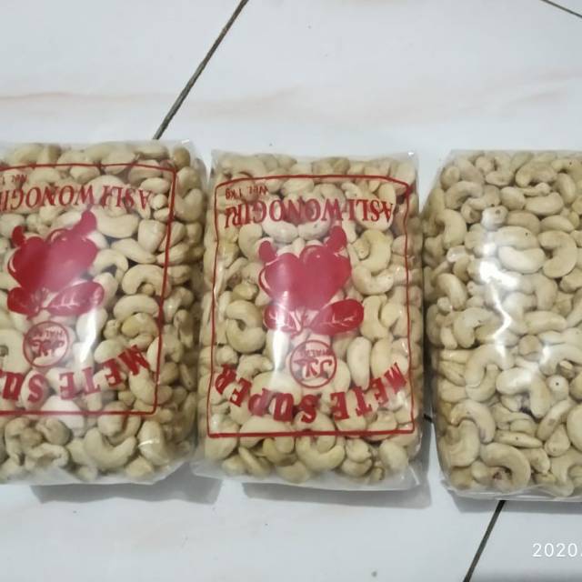 

Kacang mete super wonogiri