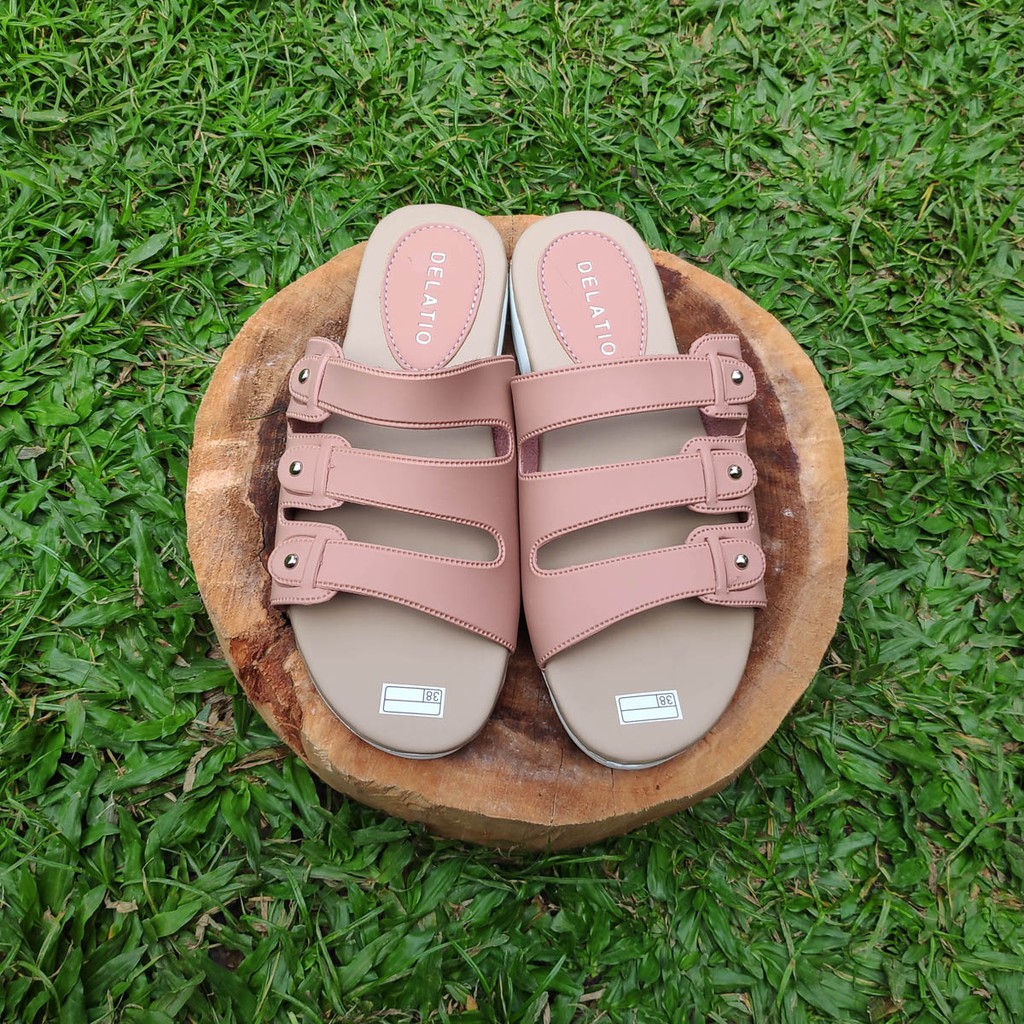 Sandal Wanita Kokop Ban strip tiga