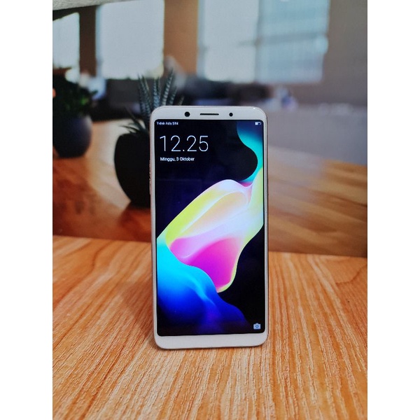 Oppo F5 youth ram 3gb internal 32gb resmi indonesia