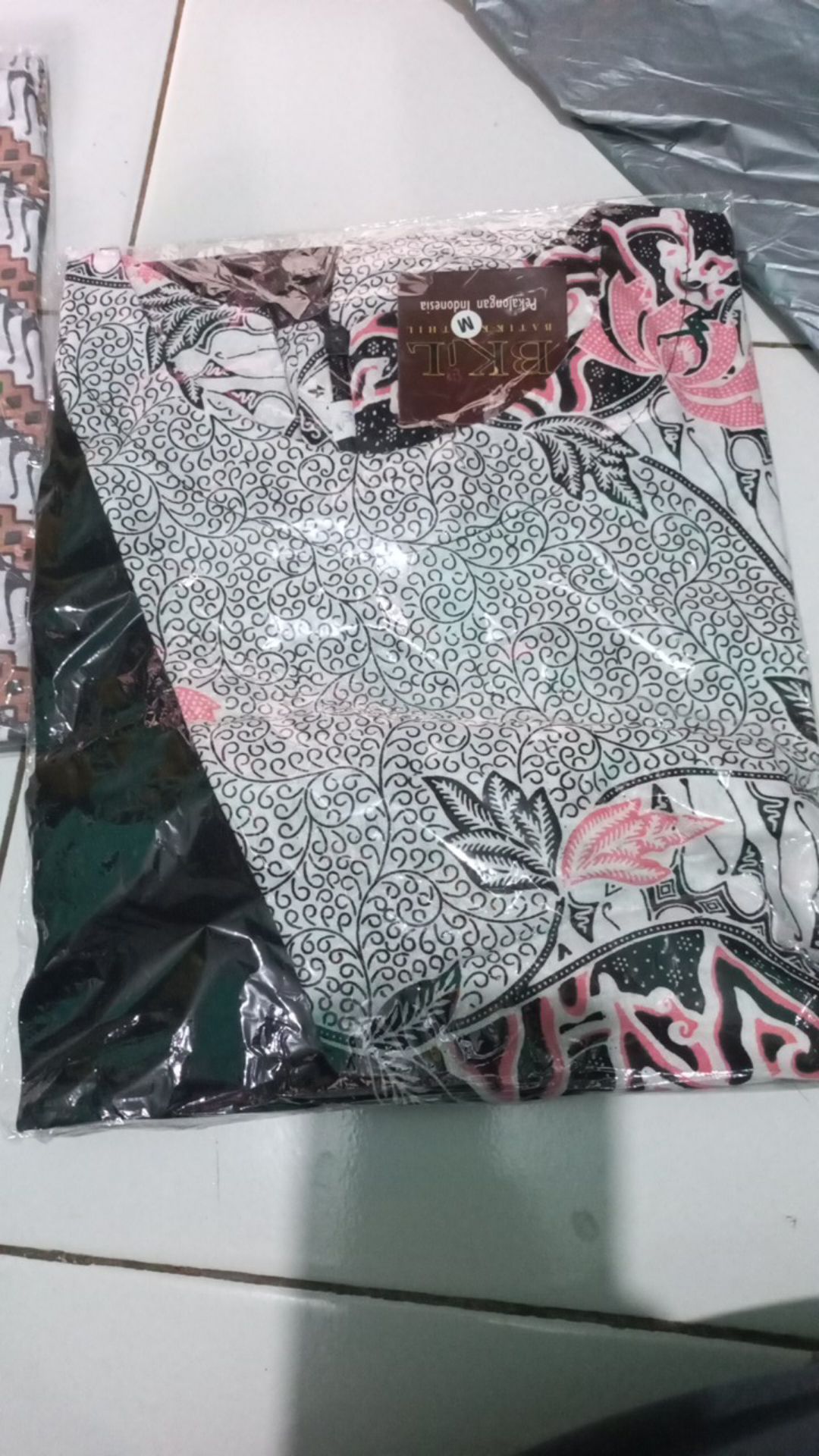 Atasan Batik Wanita Kerja Dolby Dolbi Dobby Doby Modern Dan Terbaru 2020